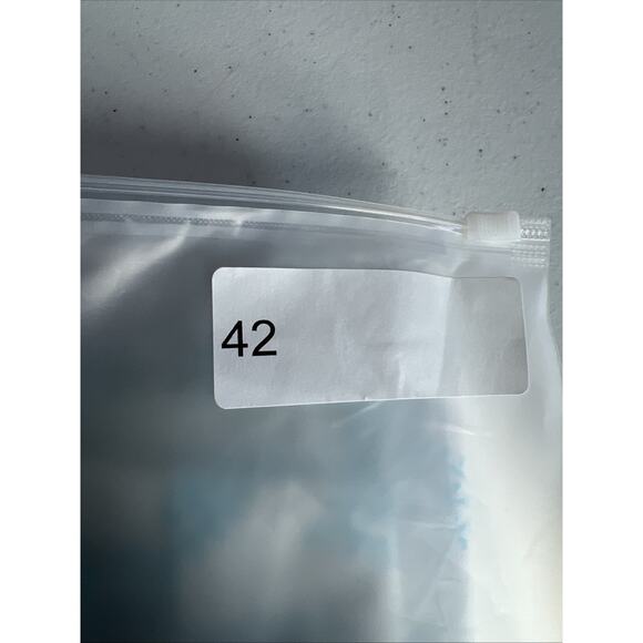 Talbots size 16 Perfect Skimmer Crop Capri Pants White Blue Paisley $89.00 NWT - Picture 13 of 13